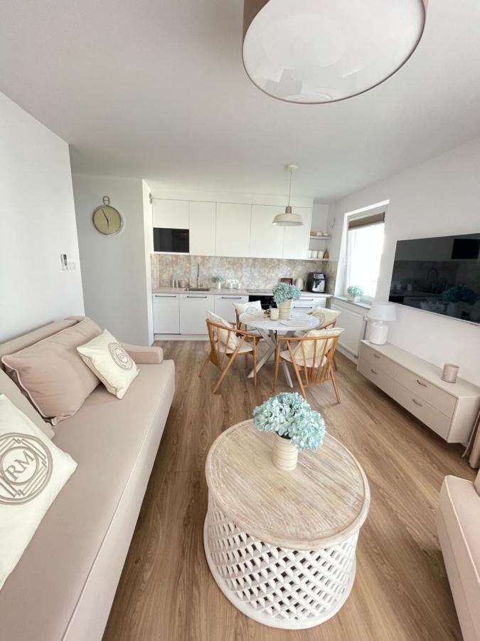 Winnings Apartamenty Nad Morzem Kolobrzeg Bagian luar foto