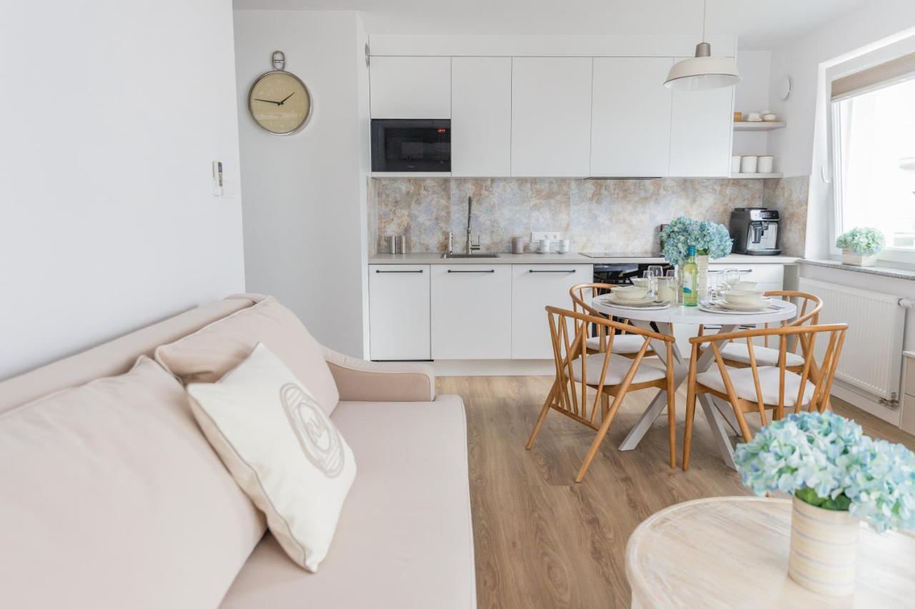 Winnings Apartamenty Nad Morzem Kolobrzeg Bagian luar foto